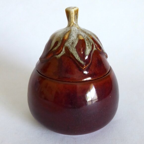VINTAGE JAPAN JAPANESE CERAMIC LIDDED PEAR FRUIT SHAPED CONTAINER - Picture 1 of 10